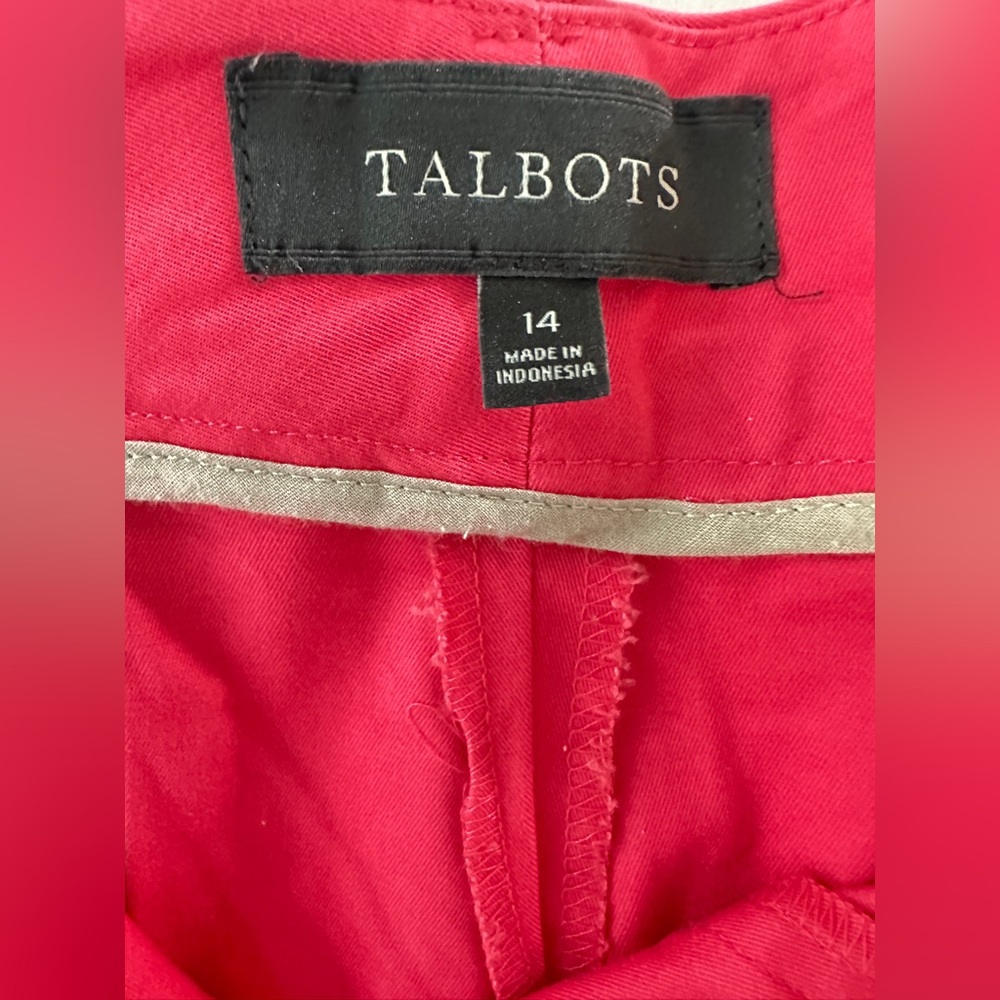 PRELOVED SZ 14 Talbots Vibrant Deep Pink/Red Women's Bermuda shorts - Picture 3 of 8